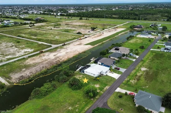 2118 Ne 13th Ave, Cape Coral, Florida 33909