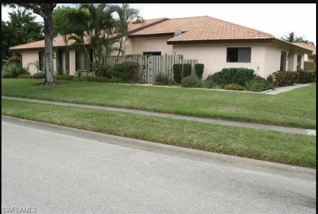 1426 Park Shore Cir 4, Fort Myers, Florida 33901