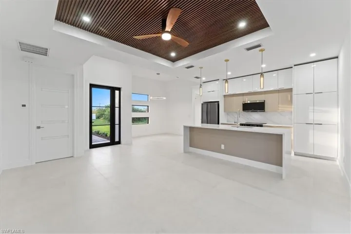 469  Petite  AVE, Lehigh Acres, FL 33974