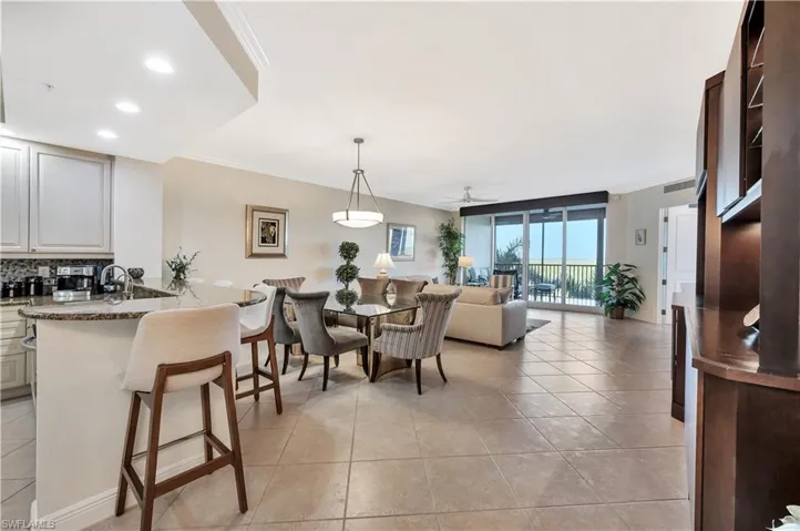 23850  Via Italia  CIR, Estero, FL 34134