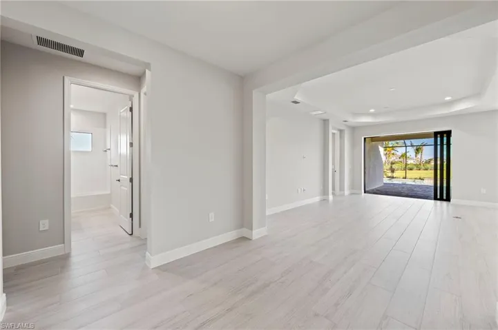 3952  Pegasus  WAY, Naples, FL 34120