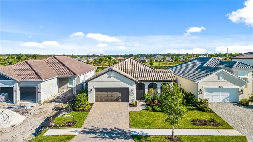 3952  Pegasus  WAY, Naples, FL 34120