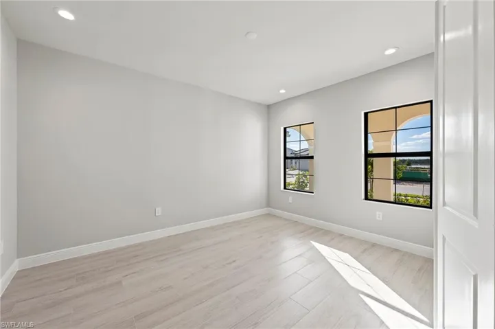 3952  Pegasus  WAY, Naples, FL 34120