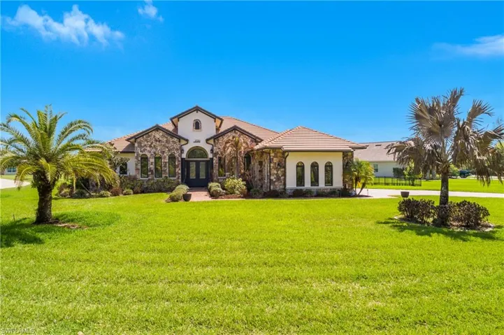 17210 Serengeti Cir, Alva, Florida 33920