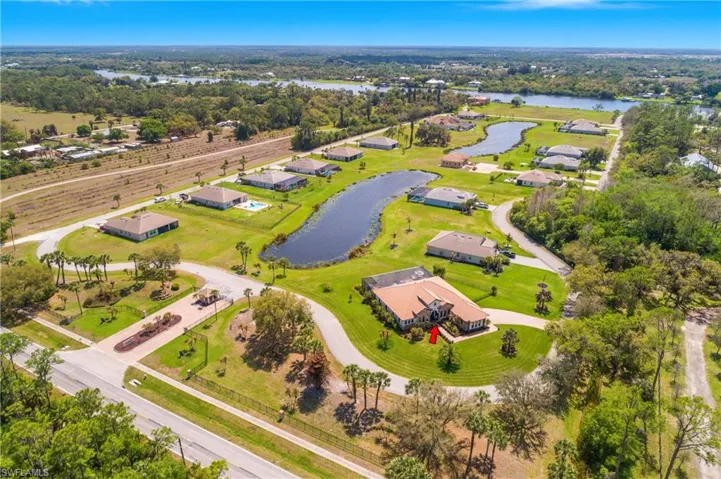 Welcome to Serengeti, an exclusive boutique community that borders the Caloosahatchee River, and has only 14 residences and 3 custom built homes.