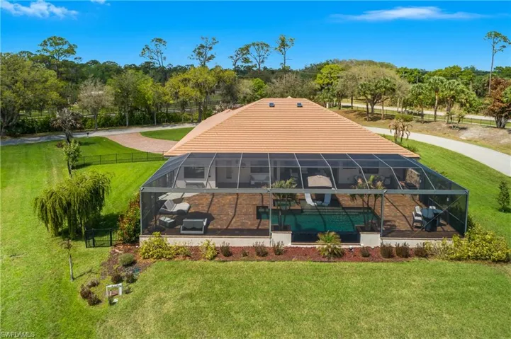 Enjoy indoor/outdoor living with the sprawling lanai space, perfect for entertaining groups both large and small.