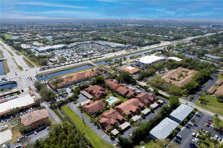 122 Cypress WAY E # C4, NAPLES FL 34110