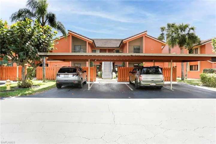 122 Cypress WAY E # C4, NAPLES FL 34110