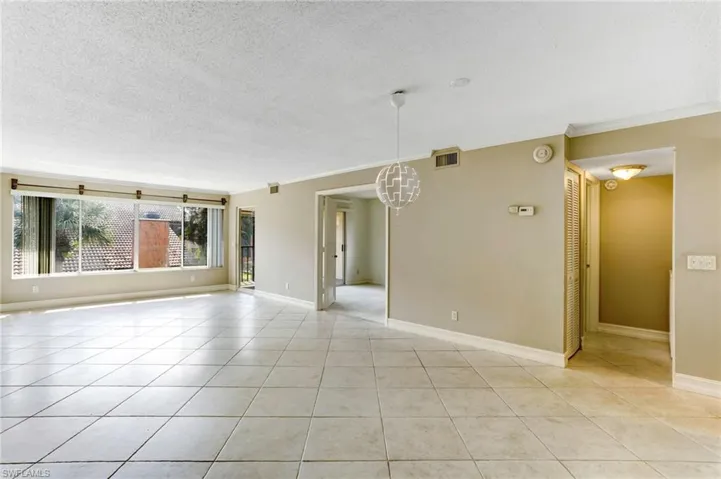 122 Cypress WAY E # C4, NAPLES FL 34110