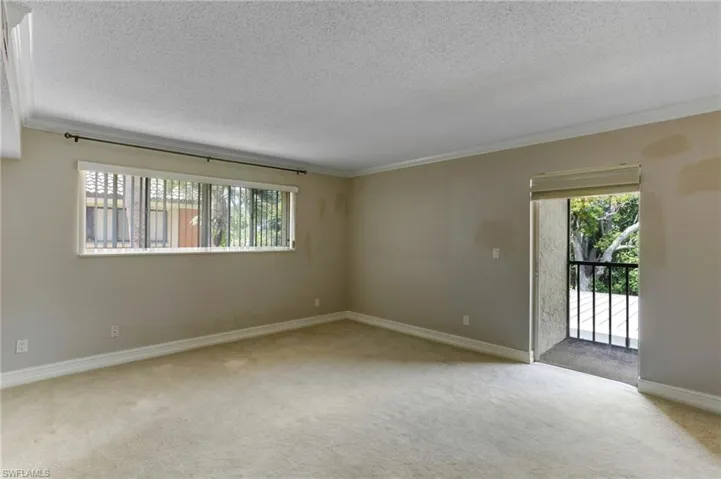 122 Cypress WAY E # C4, NAPLES FL 34110