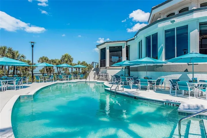 Bay Colony Beach Club Pool