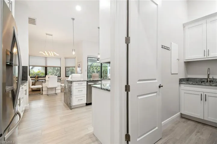 Pantry and Laundy off Kitchen area