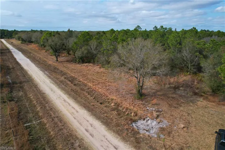View of dirt / gravel road