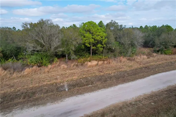 View of dirt / gravel road