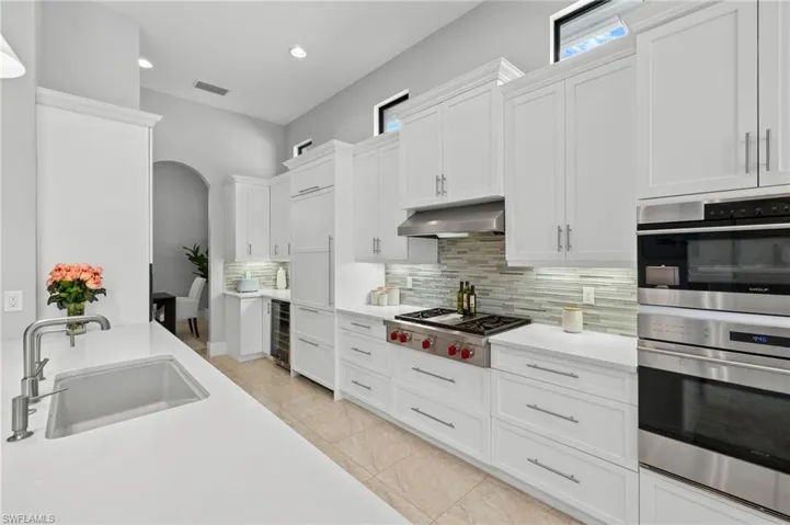 14726 Reserve Ln, Naples, Florida 34109