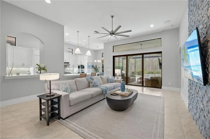 14726 Reserve Ln, Naples, Florida 34109