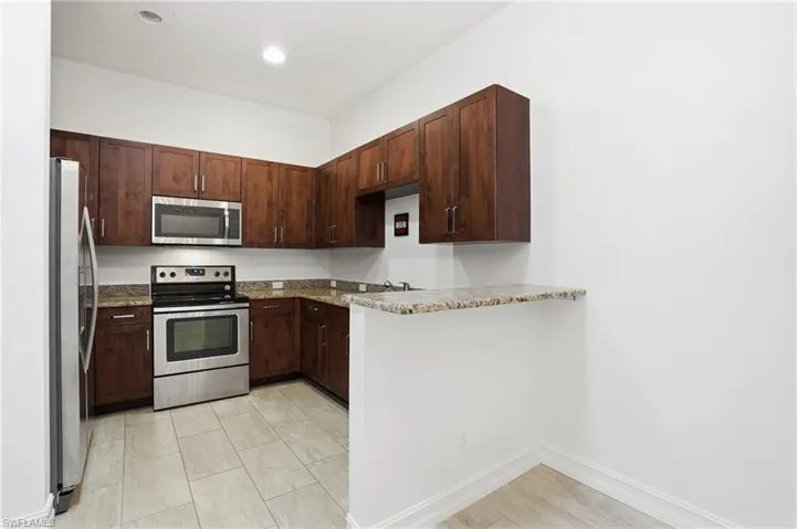1311 Jaybird Way, Naples, Florida 34105