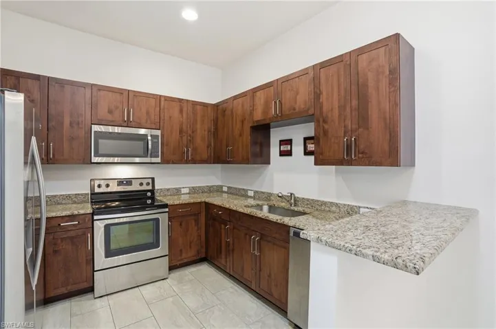 1311 Jaybird Way, Naples, Florida 34105