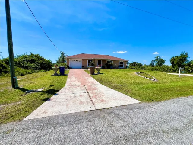 2919  63rd W ST, Lehigh Acres, FL 33971