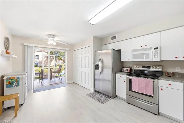 26651  Rosewood Pointe  CIR, Bonita Springs, FL 34135