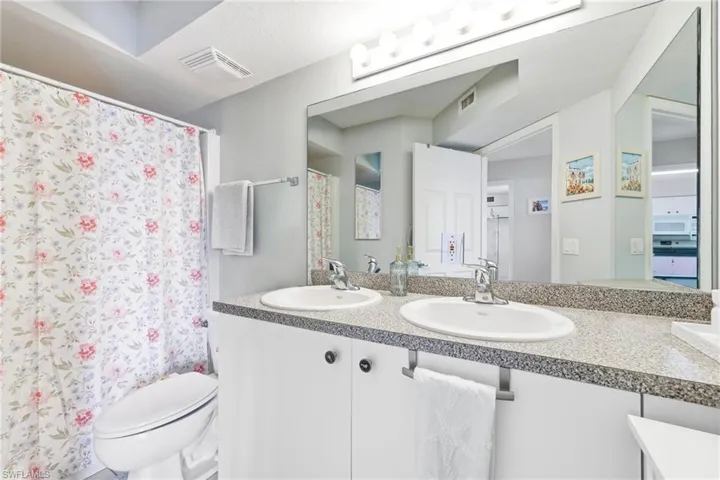 26651  Rosewood Pointe  CIR, Bonita Springs, FL 34135