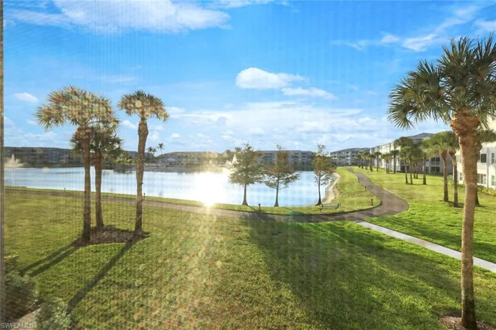 16635  Lake Circle  DR, Fort Myers, FL 33908