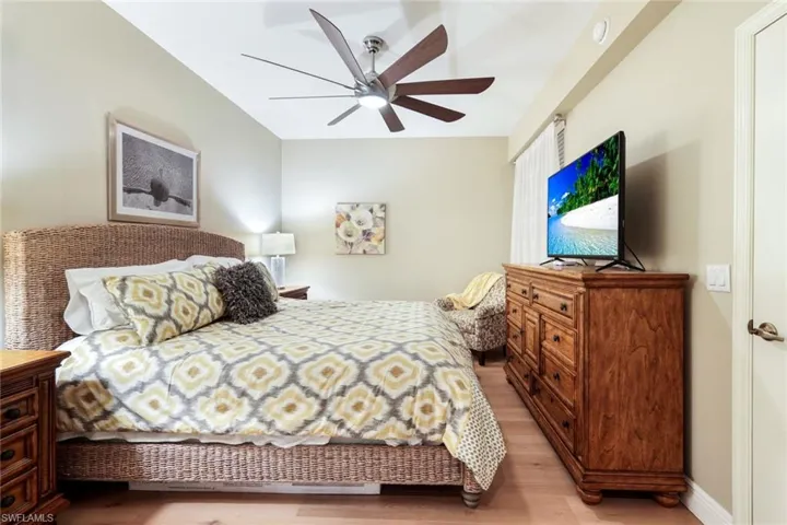 16635  Lake Circle  DR, Fort Myers, FL 33908