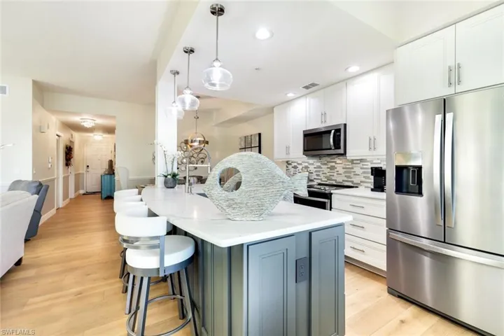 16635  Lake Circle  DR, Fort Myers, FL 33908