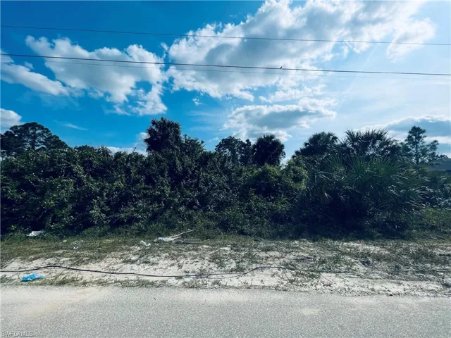 4209 13th ST SW, LEHIGH ACRES FL 33976