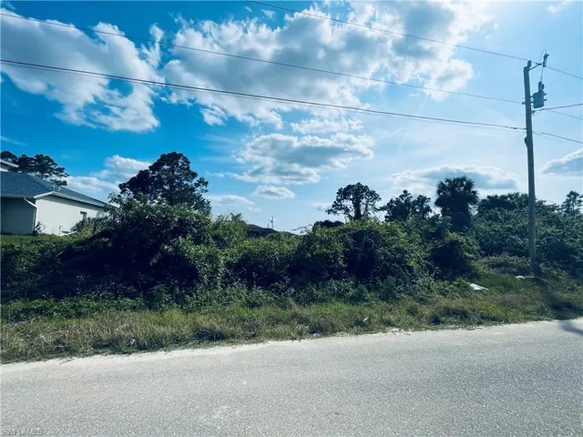 4209 13th ST SW, LEHIGH ACRES FL 33976