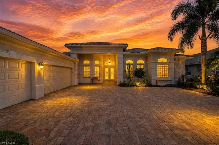 19419  La Serena  DR, Estero, FL 33967