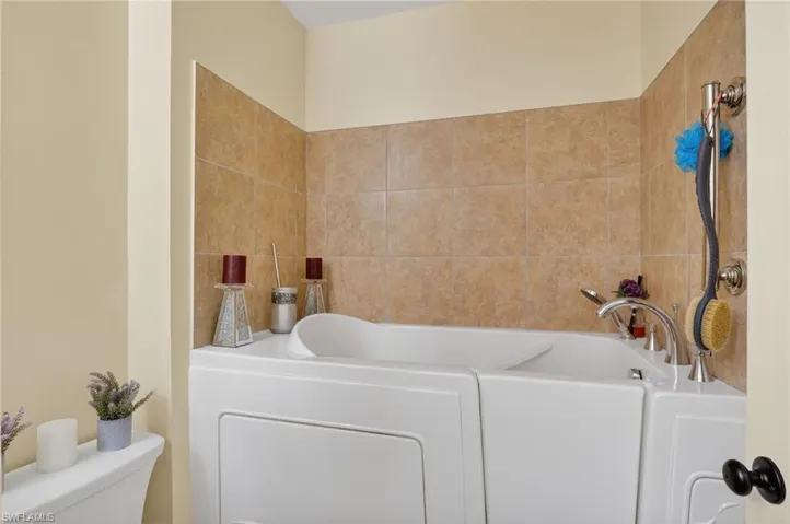 22656 Fountain Lakes Blvd, Estero, Florida 33928