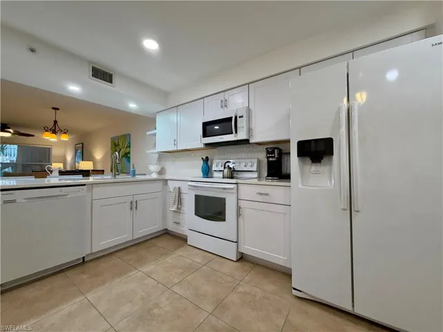 28940 Bermuda Pointe Cir 102, Bonita Springs, Florida 34134