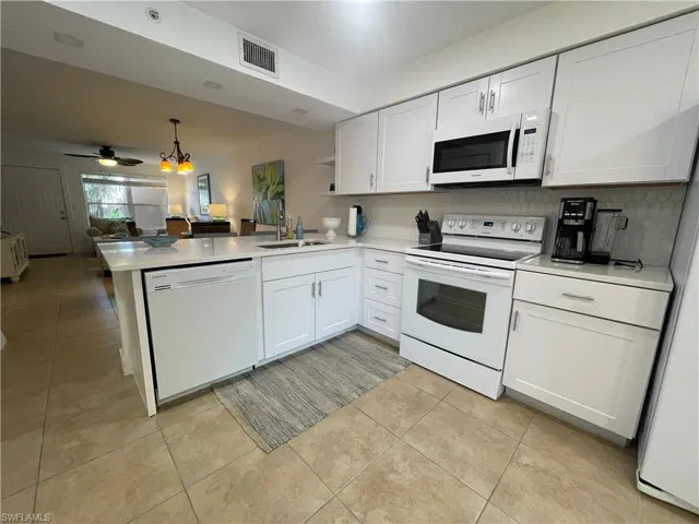 28940 Bermuda Pointe Cir 102, Bonita Springs, Florida 34134