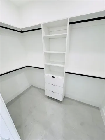 Master Closet 1