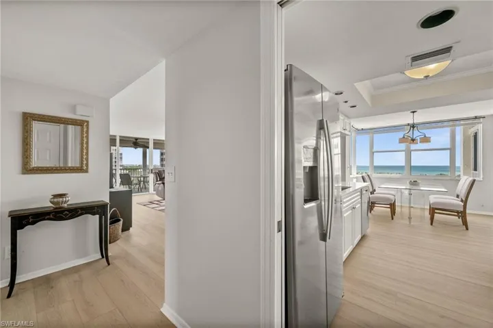 5550  Heron Point  DR, Naples, FL 34108