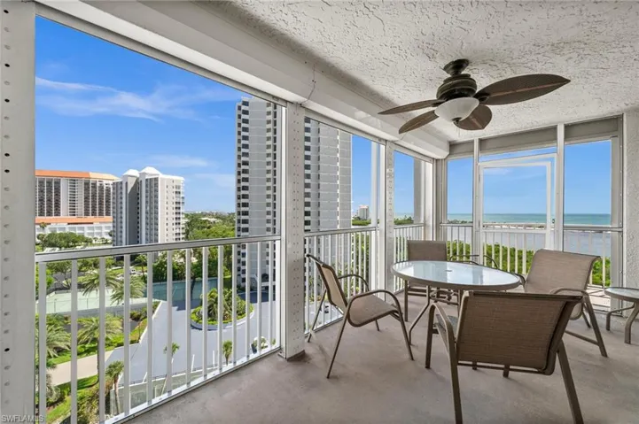 5550  Heron Point  DR, Naples, FL 34108