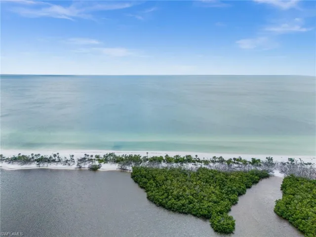 5550  Heron Point  DR, Naples, FL 34108