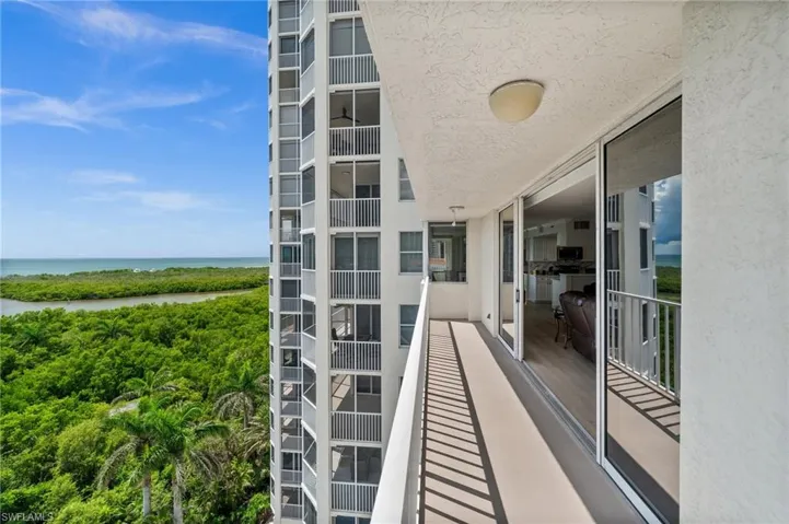 5550  Heron Point  DR, Naples, FL 34108