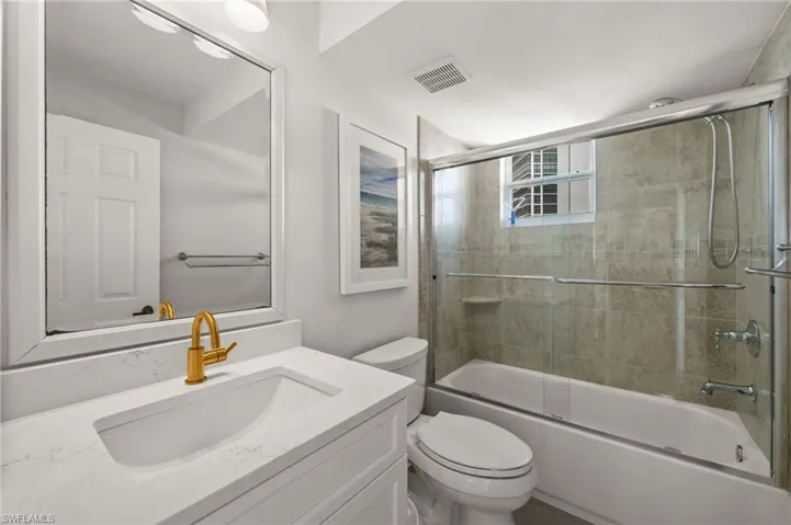 5550  Heron Point  DR, Naples, FL 34108