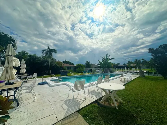 4802 Tudor Dr 102, Cape Coral, Florida 33904