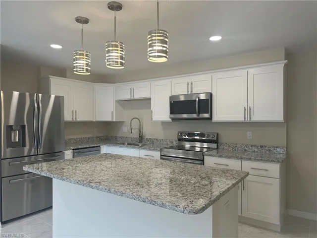 4802 Tudor Dr 102, Cape Coral, Florida 33904