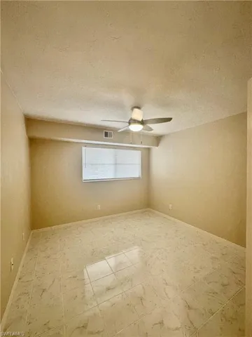 4802 Tudor Dr 102, Cape Coral, Florida 33904