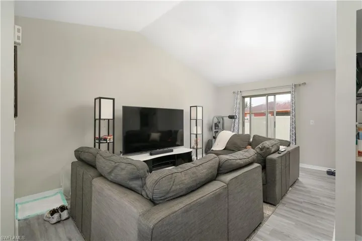 3603 Se 9th Pl, Cape Coral, Florida 33904