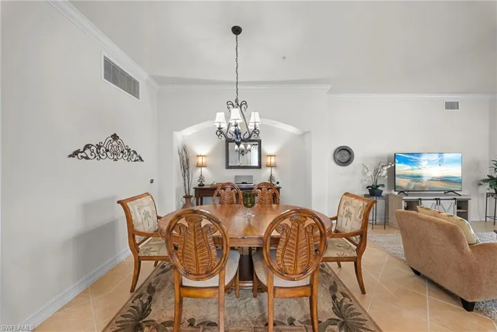 10478 Smokehouse Bay Dr 102, Naples, Florida 34120