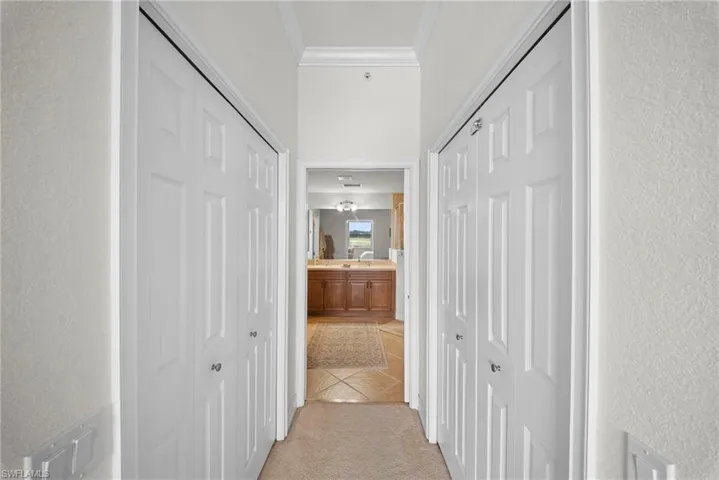 10478 Smokehouse Bay Dr 102, Naples, Florida 34120