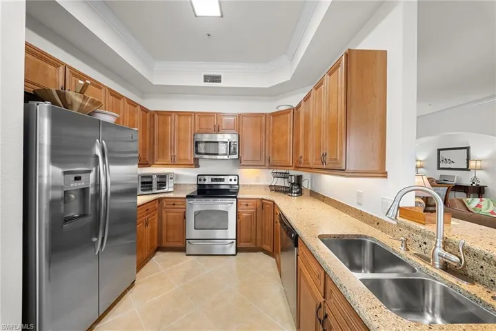 10478 Smokehouse Bay Dr 102, Naples, Florida 34120