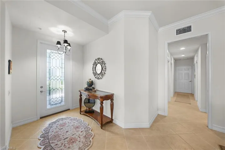 10478 Smokehouse Bay Dr 102, Naples, Florida 34120