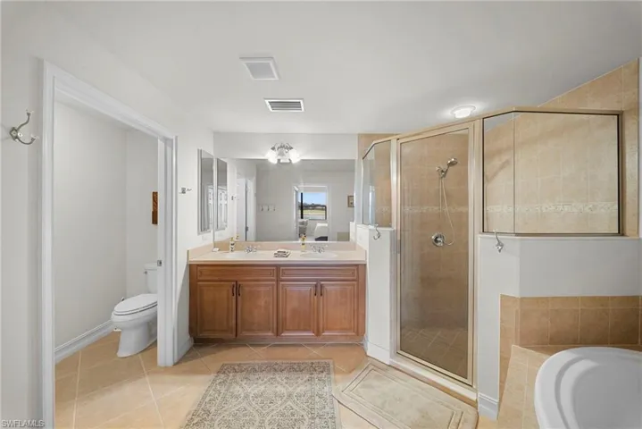 10478 Smokehouse Bay Dr 102, Naples, Florida 34120