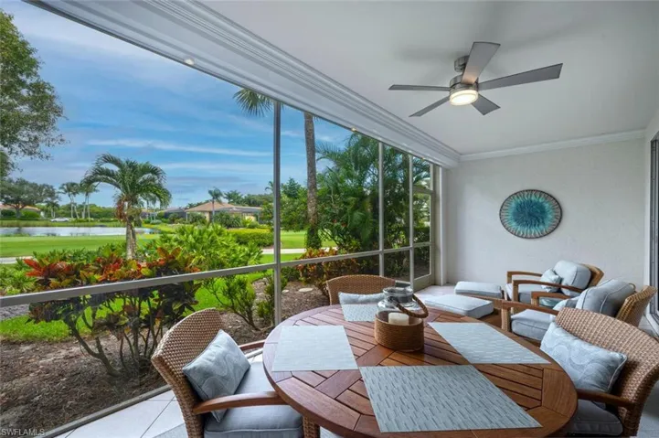 Breakfast on the lanai anyone?